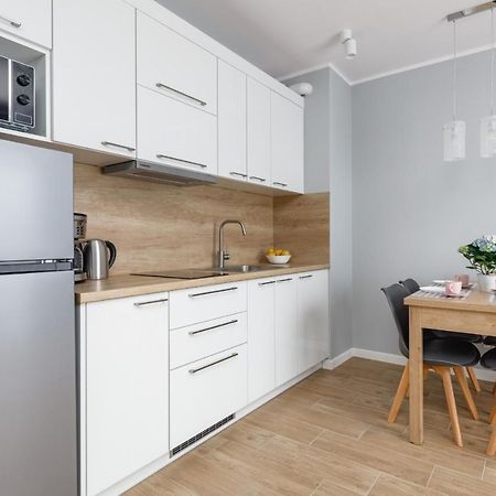 Apartment Rybacka With Parking&Balcony By Noclegi Renters ミエンジボジェ エクステリア 写真