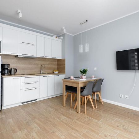 Apartment Rybacka With Parking&Balcony By Noclegi Renters ミエンジボジェ エクステリア 写真