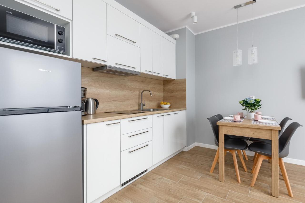 Apartment Rybacka With Parking&Balcony By Noclegi Renters ミエンジボジェ エクステリア 写真
