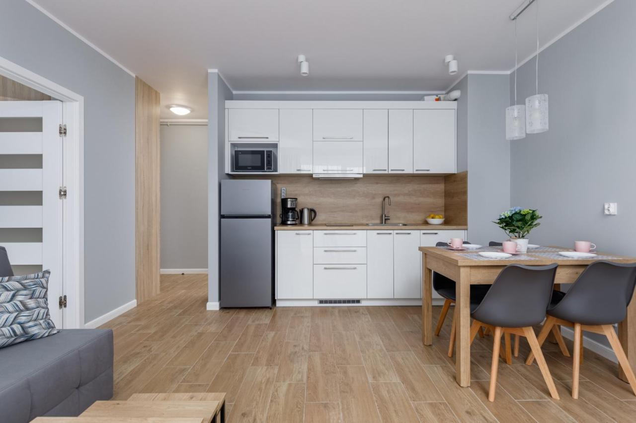 Apartment Rybacka With Parking&Balcony By Noclegi Renters ミエンジボジェ エクステリア 写真