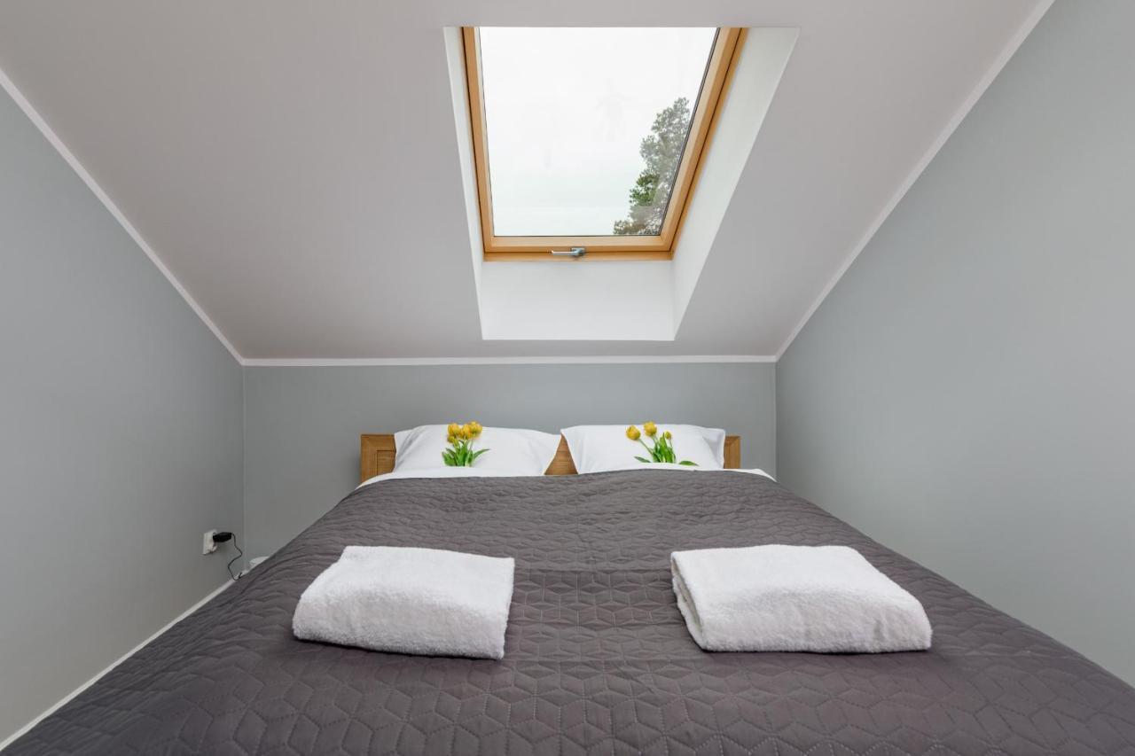 Apartment Rybacka With Parking&Balcony By Noclegi Renters ミエンジボジェ エクステリア 写真