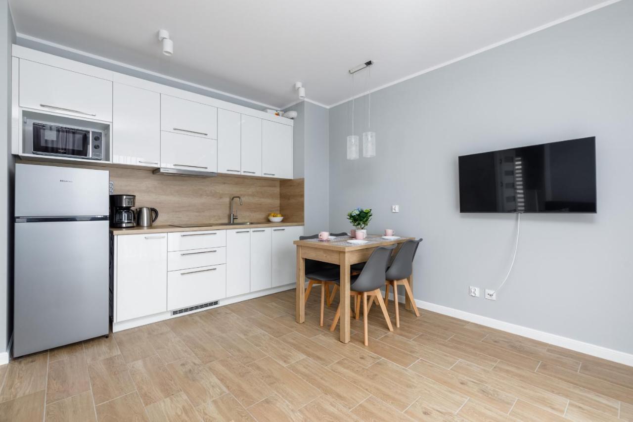 Apartment Rybacka With Parking&Balcony By Noclegi Renters ミエンジボジェ エクステリア 写真